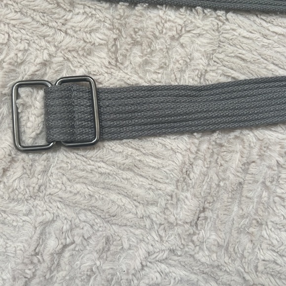 Grey canvas belt Size Small/Med See pics for measurements - 31”-34" Waist, New - Picture 11 of 16